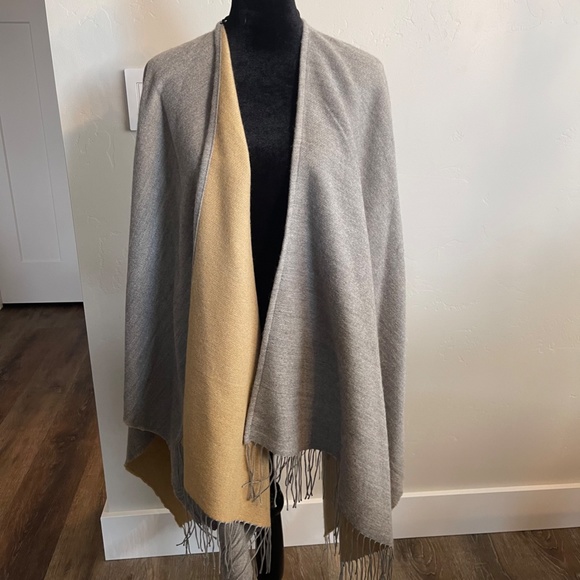 Halogen Reversible Wrap - Picture 2 of 4